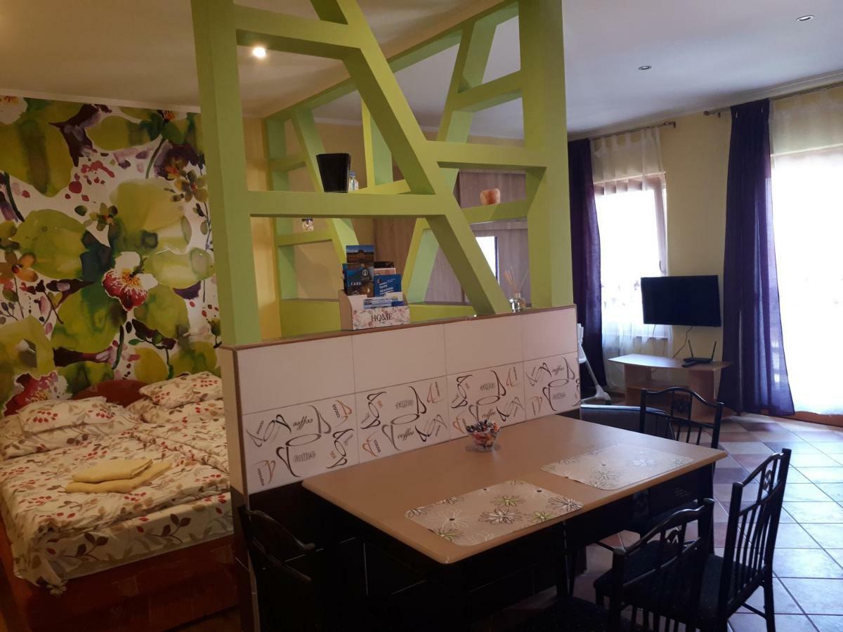 Rozmaring Apartmanok غيولا المظهر الخارجي الصورة